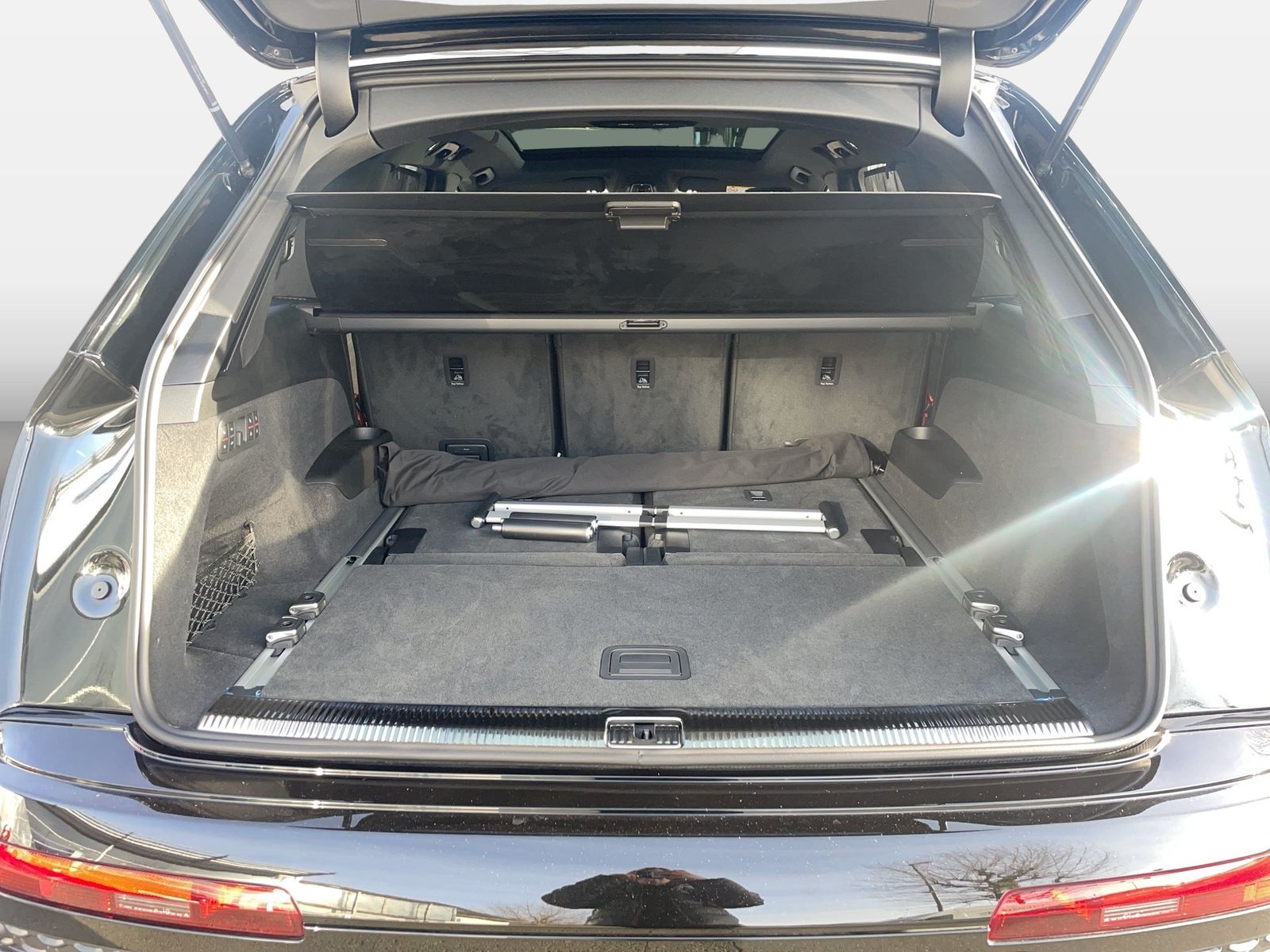 Fahrzeugabbildung Audi Q7 SUV S line 50 TDI quattro 210 kW tiptronic