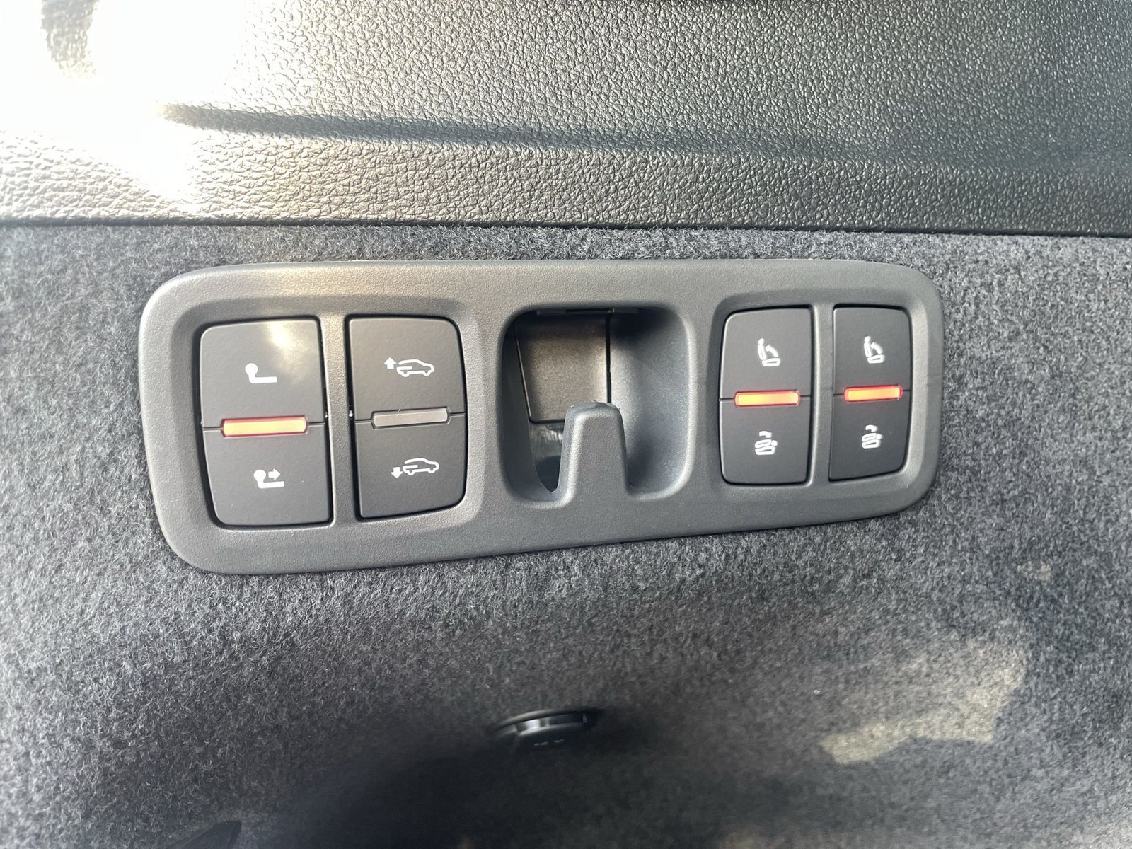 Fahrzeugabbildung Audi Q7 SUV S line 50 TDI quattro 210 kW tiptronic