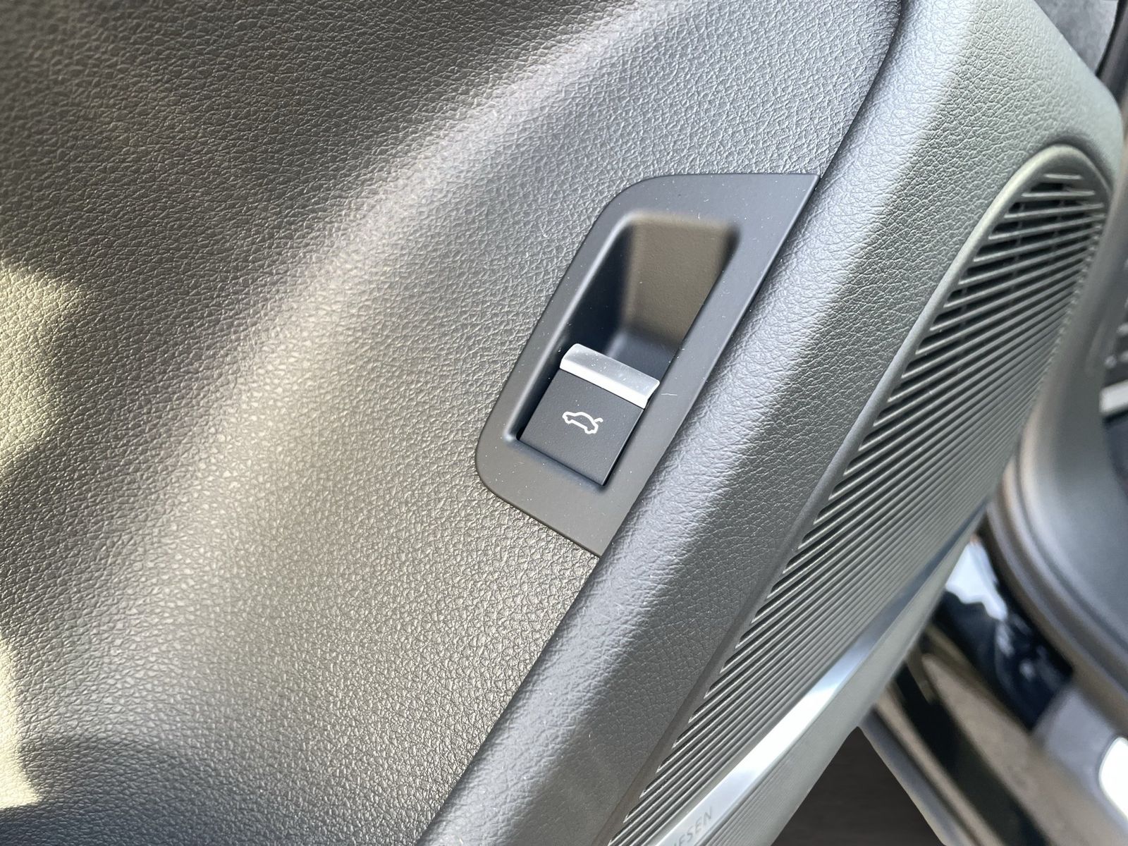 Fahrzeugabbildung Audi Q7 SUV S line 50 TDI quattro 210 kW tiptronic