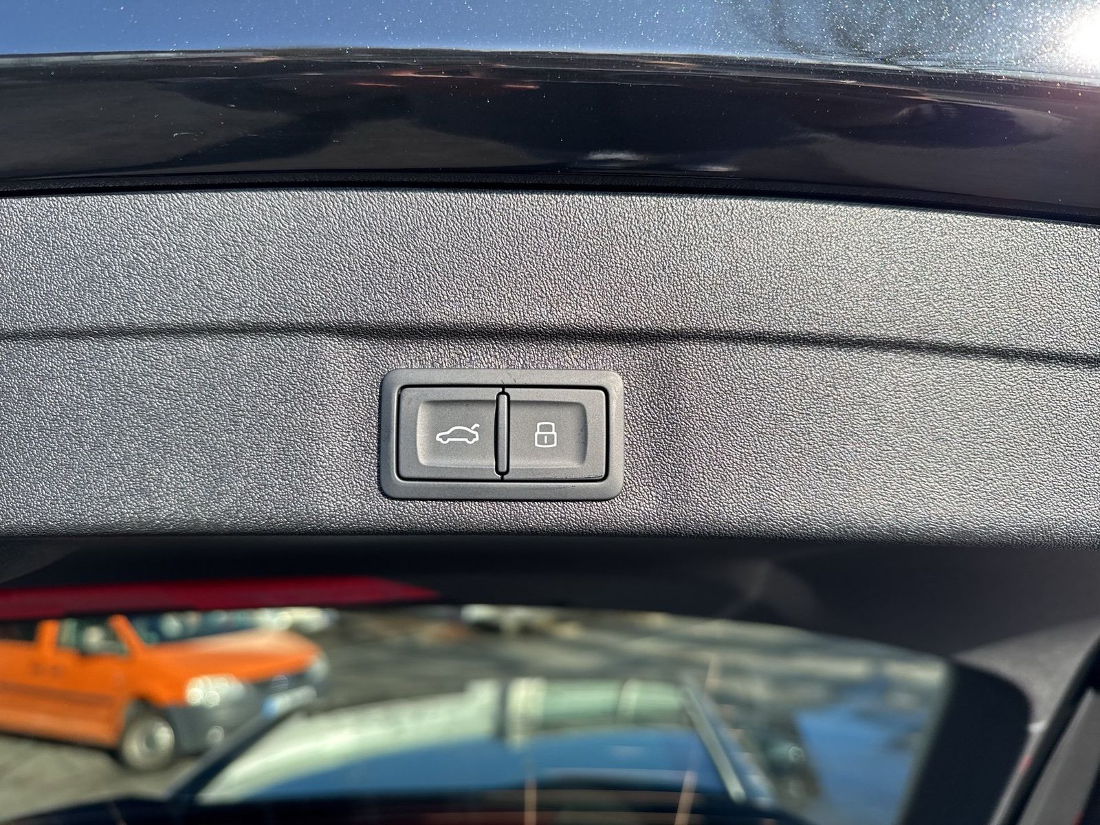 Fahrzeugabbildung Audi S5 Avant TFSI 270 kW S tronic Matrix|B&O|AHK|HUD