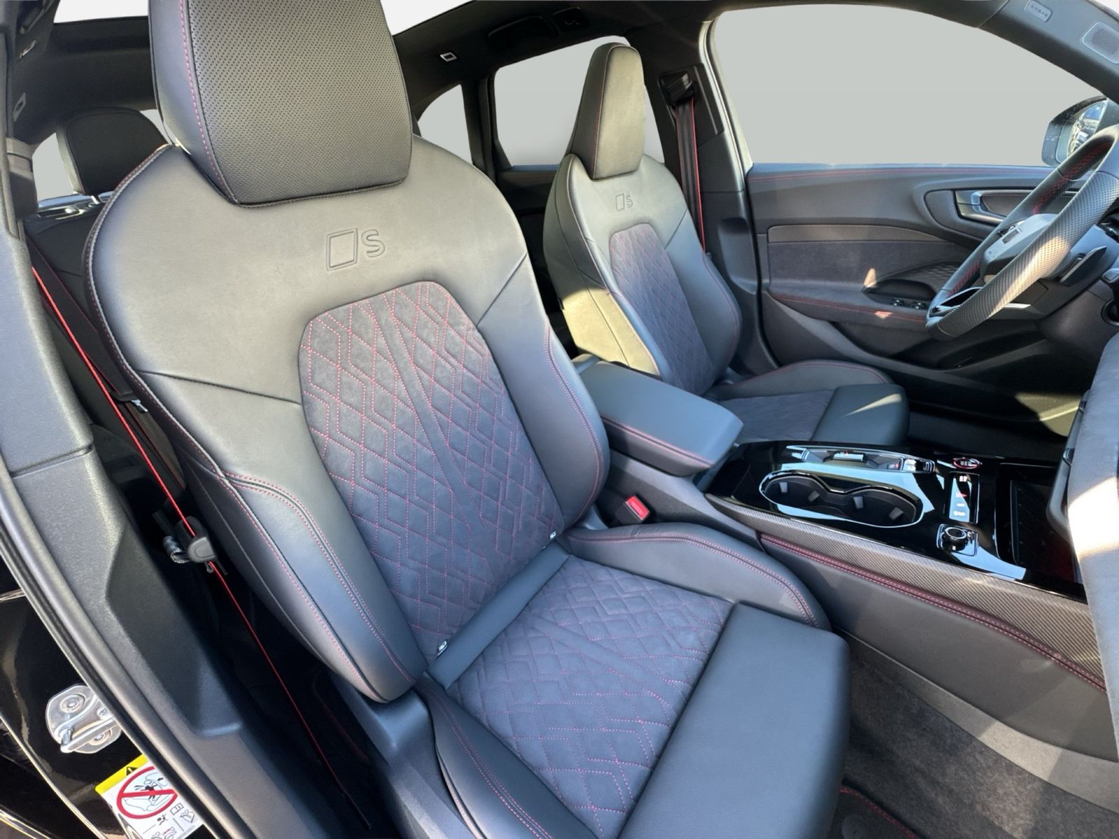 Fahrzeugabbildung Audi S5 Avant TFSI 270 kW S tronic Matrix|B&O|AHK|HUD