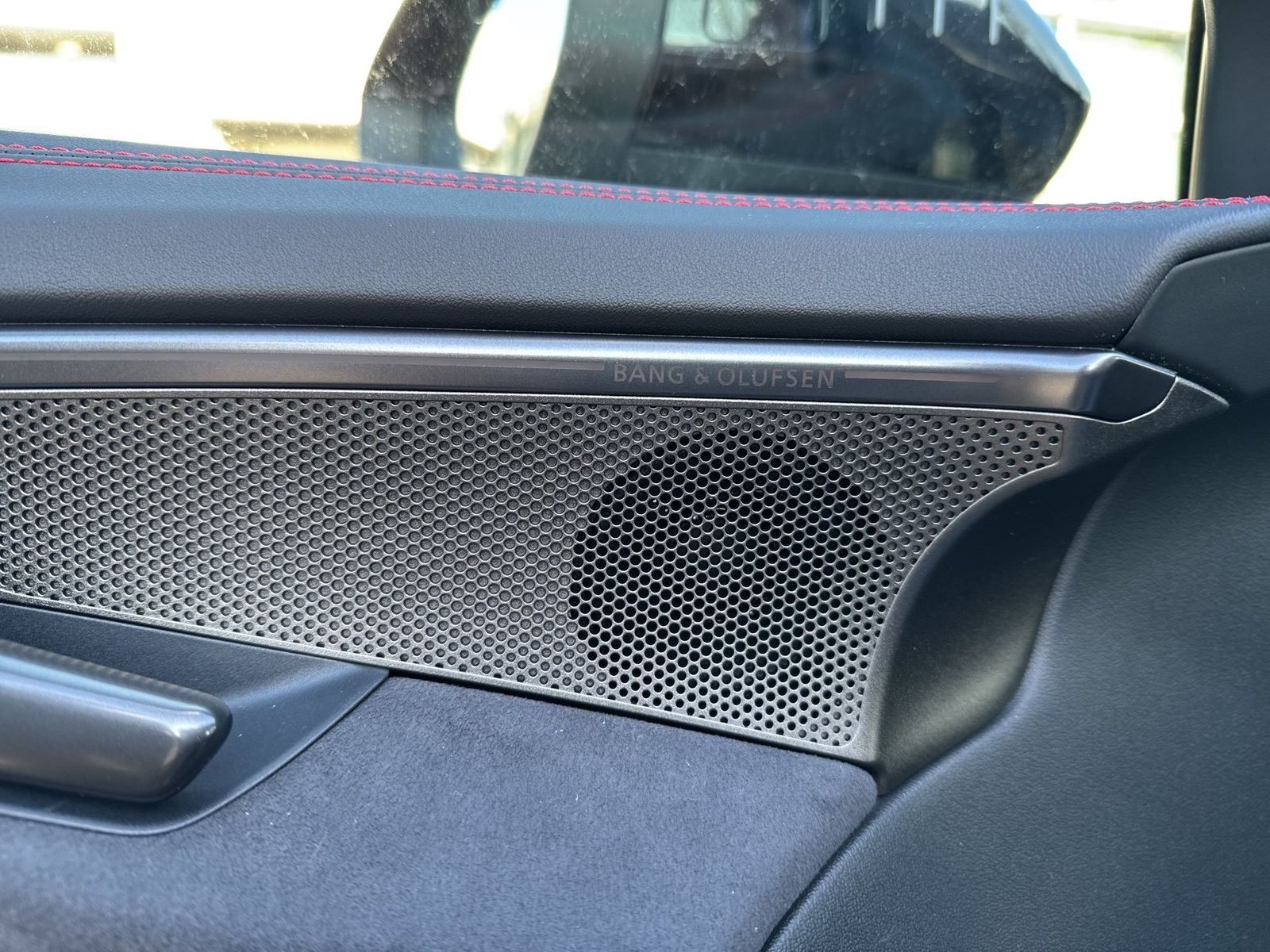 Fahrzeugabbildung Audi S5 Avant TFSI 270 kW S tronic Matrix|B&O|AHK|HUD