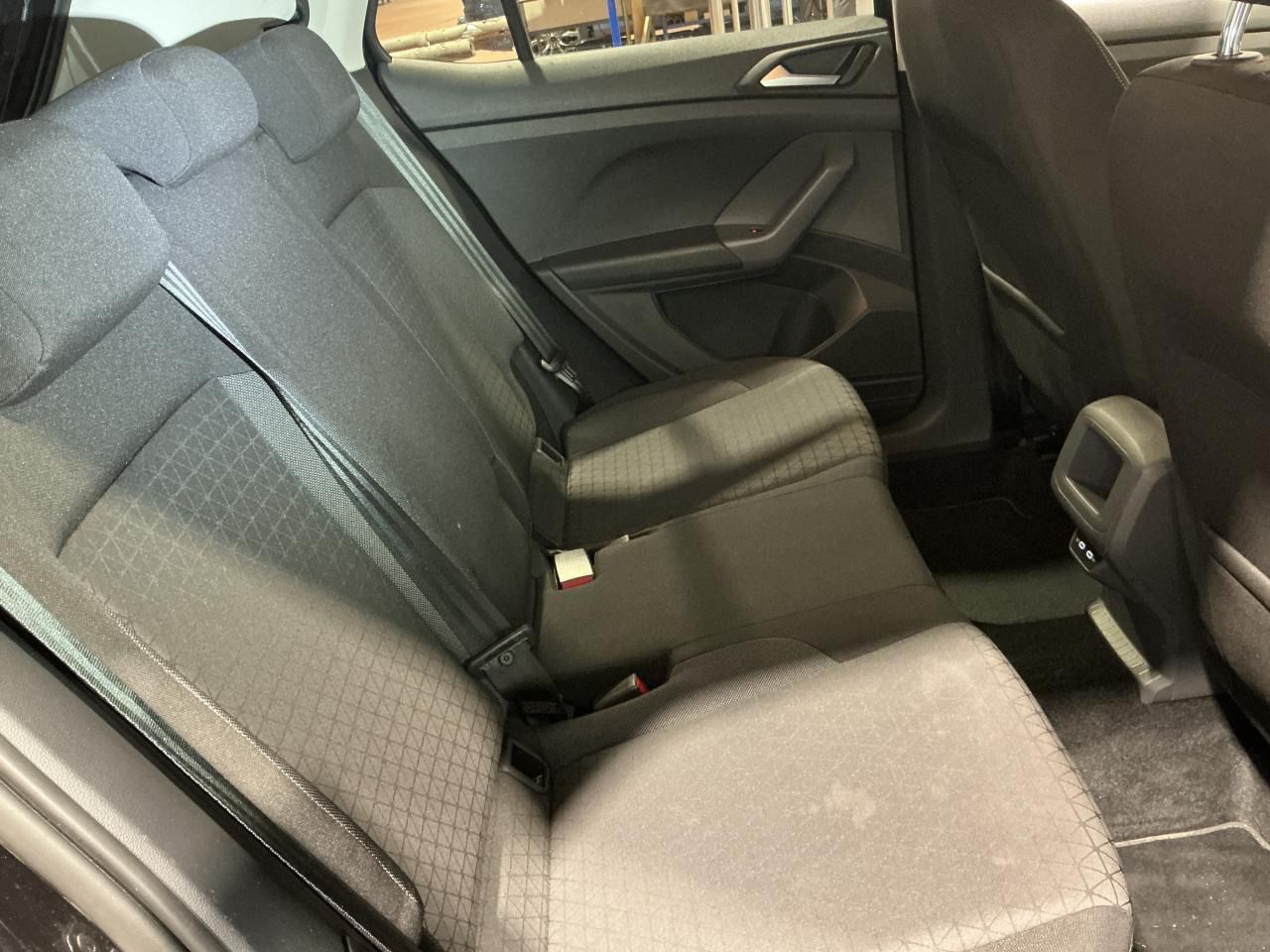 Fahrzeugabbildung Volkswagen T-Cross 1.0 TSI DSG Life Navi|KlimaA|LaneAss|PDC