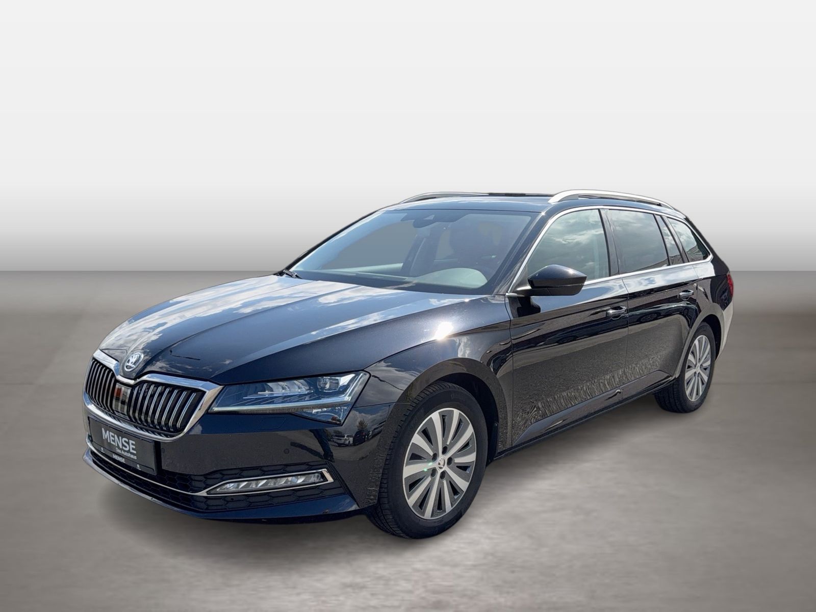 Fahrzeugabbildung SKODA Superb Combi Style 2.0l TDI 110kW 7-Gang-DSG AHK - mit KI generiert/bearbeitet