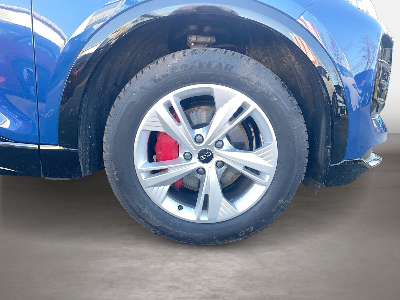 Fahrzeug autohaus mense Fahrzeugabbildung Audi Q6 Sportback e-tron AHK|Standhzg|4xSHZG|ACC|LED