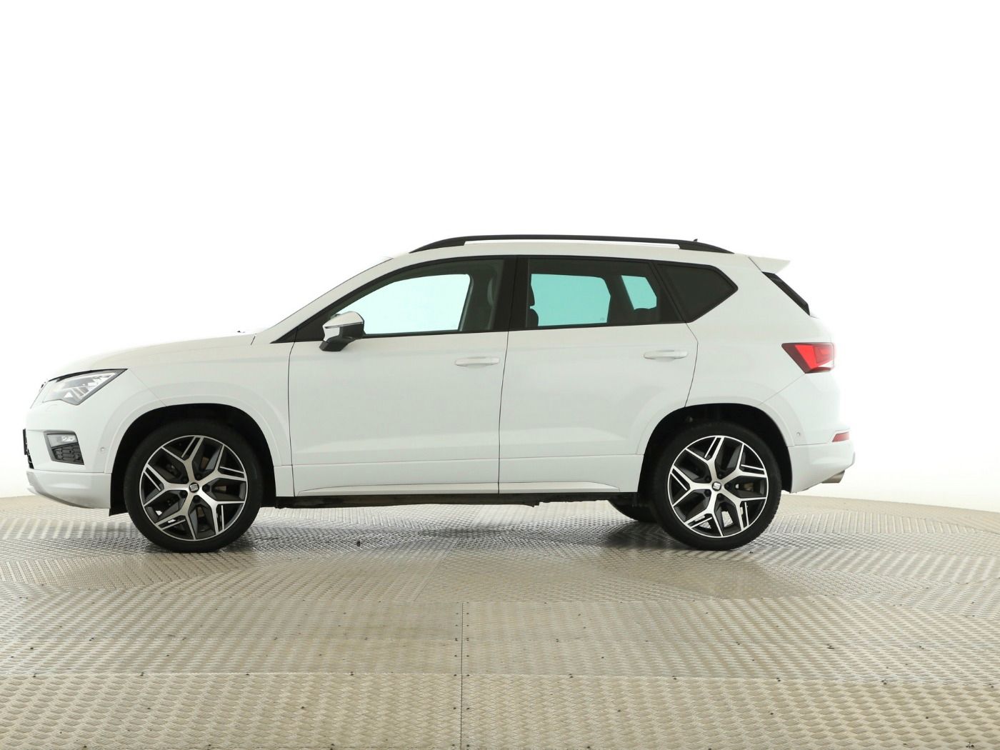 Fahrzeugabbildung SEAT Ateca 1.5 TSI ACT FR Beats|AHK|SD|ACC|LED|Navi
