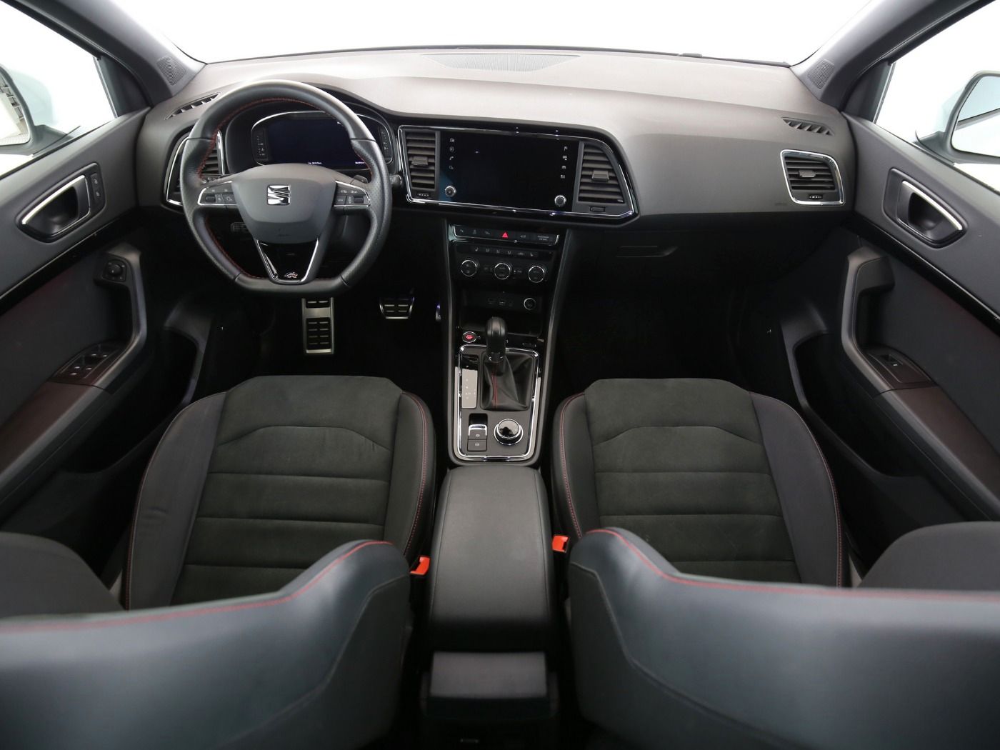 Fahrzeugabbildung SEAT Ateca 1.5 TSI ACT FR Beats|AHK|SD|ACC|LED|Navi