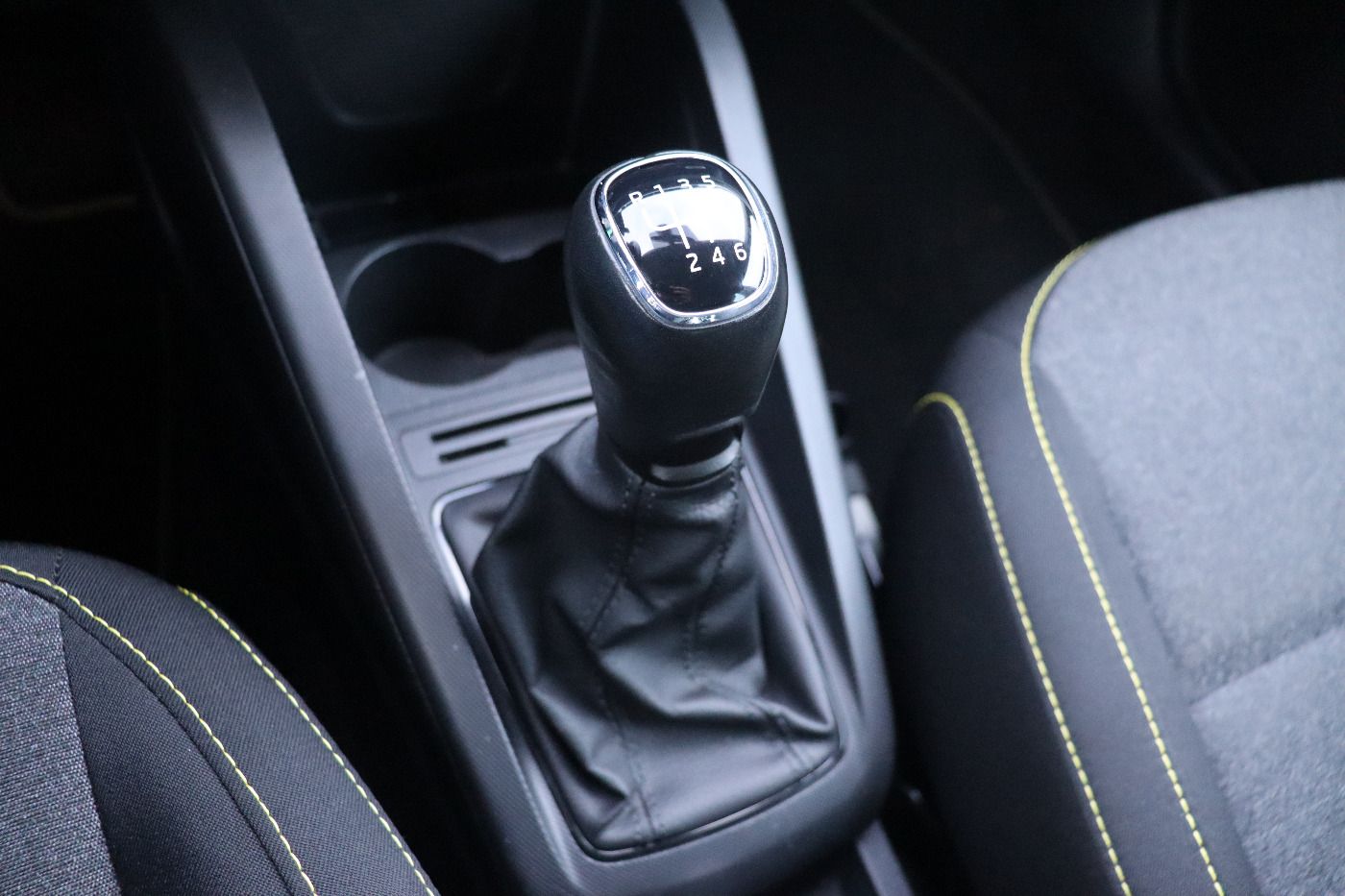 Fahrzeugabbildung SKODA Fabia 1.0 TSI Soleil ACC|Navi|DynLicht|PDC