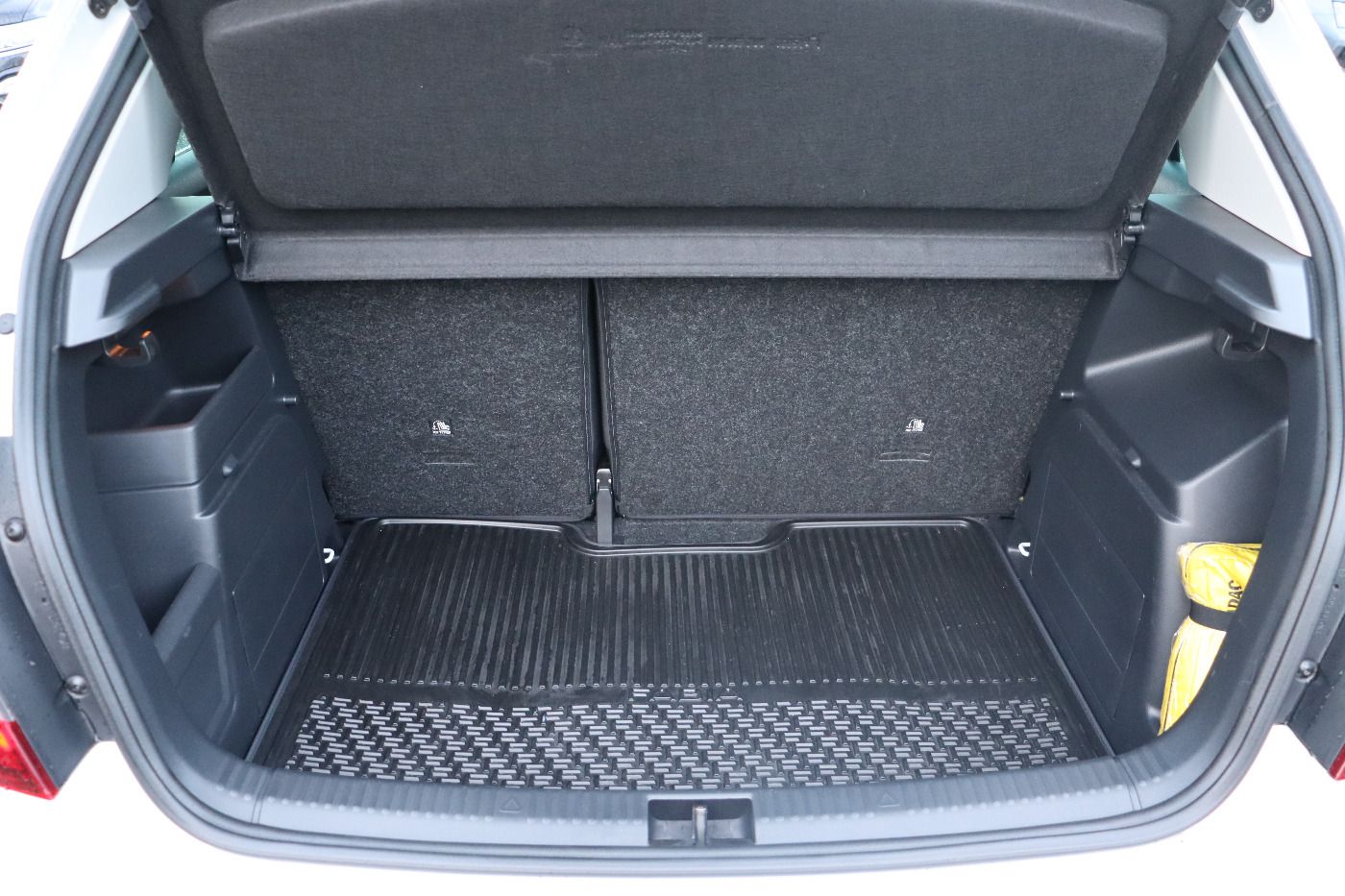 Fahrzeugabbildung SKODA Fabia 1.0 TSI Soleil ACC|Navi|DynLicht|PDC