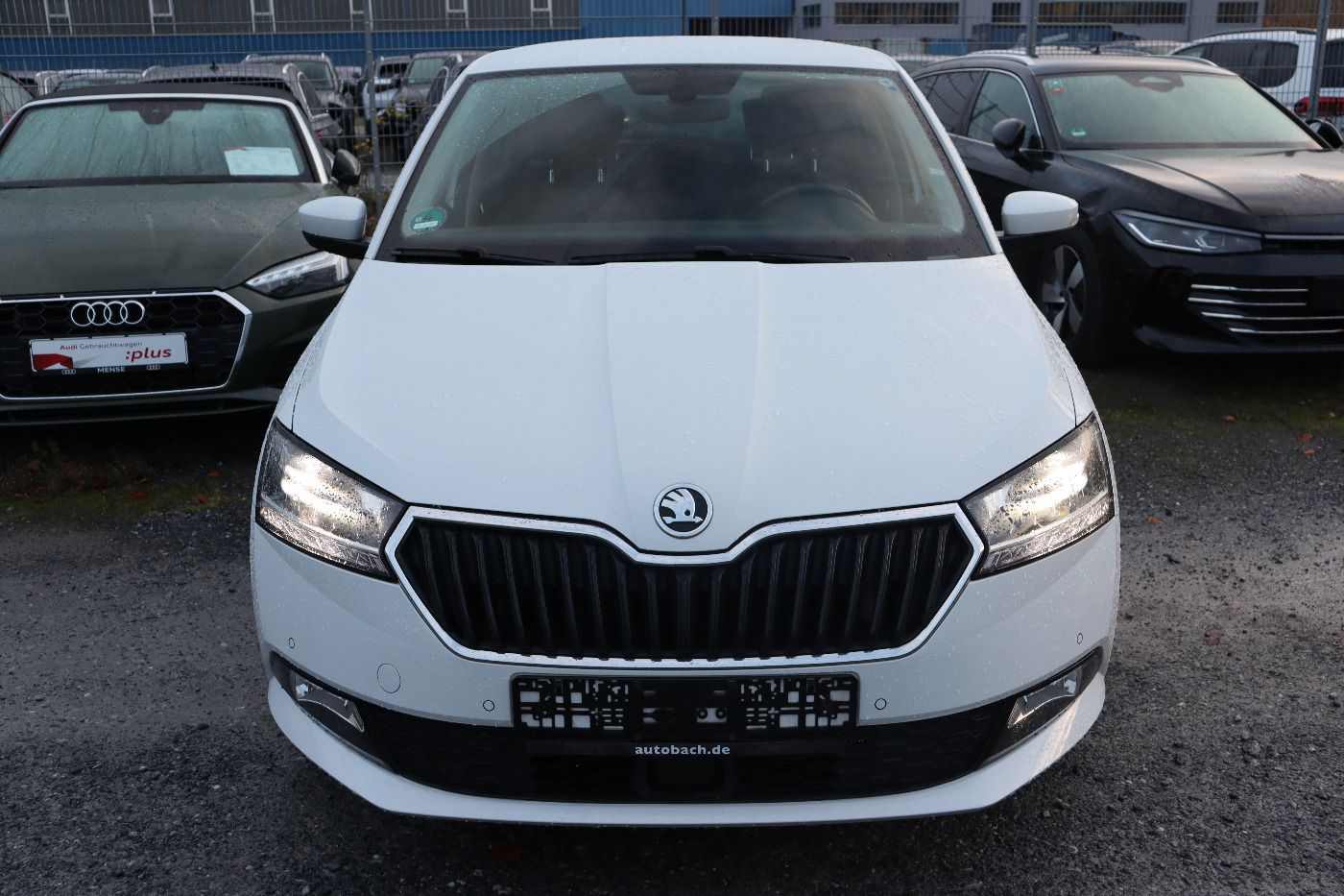 Fahrzeugabbildung SKODA Fabia 1.0 TSI Soleil ACC|Navi|DynLicht|PDC