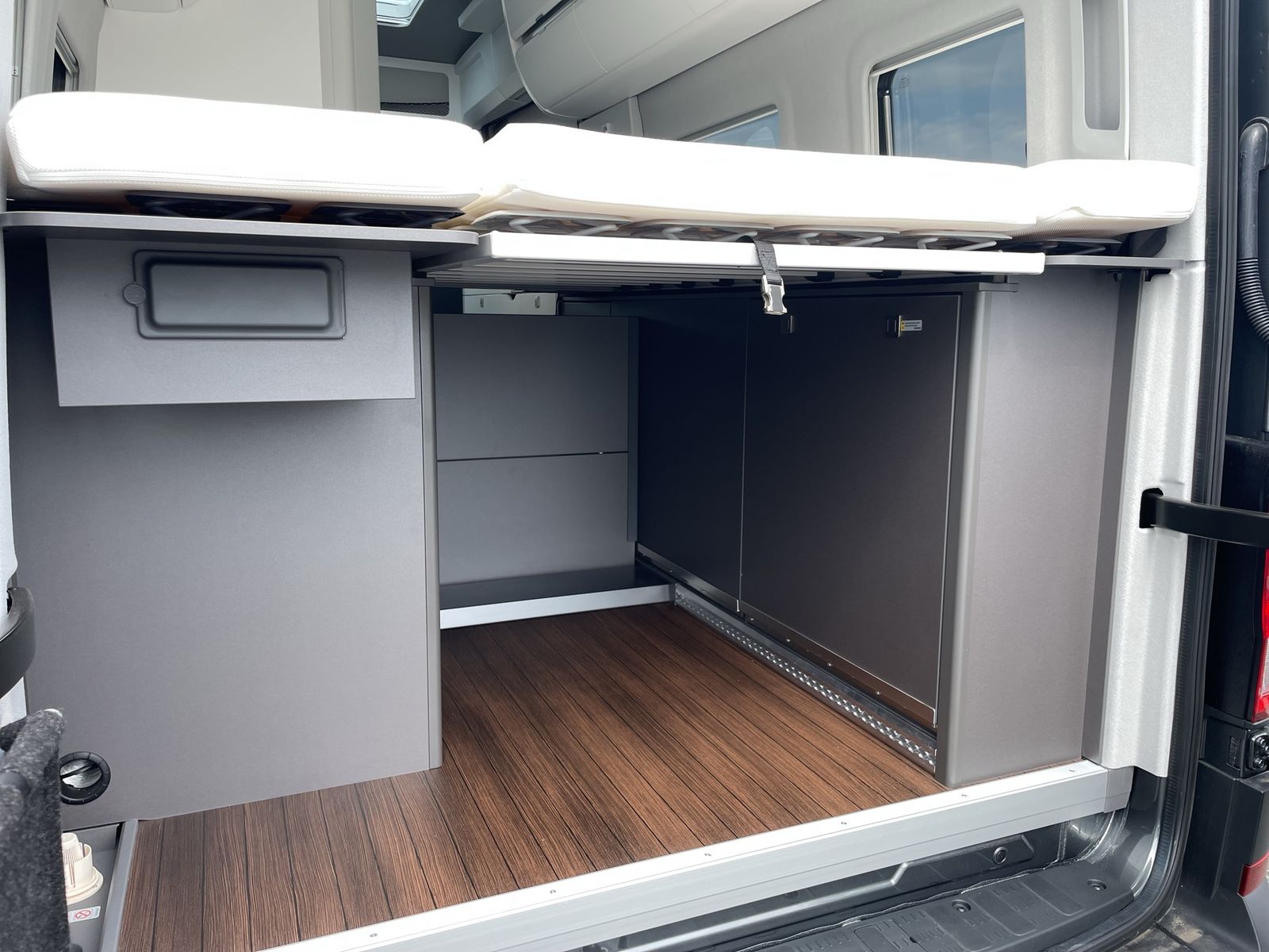 Fahrzeug autohaus mense Fahrzeugabbildung Volkswagen NFZ Grand California 680 TDI EURO VI-e 4MOTION 1