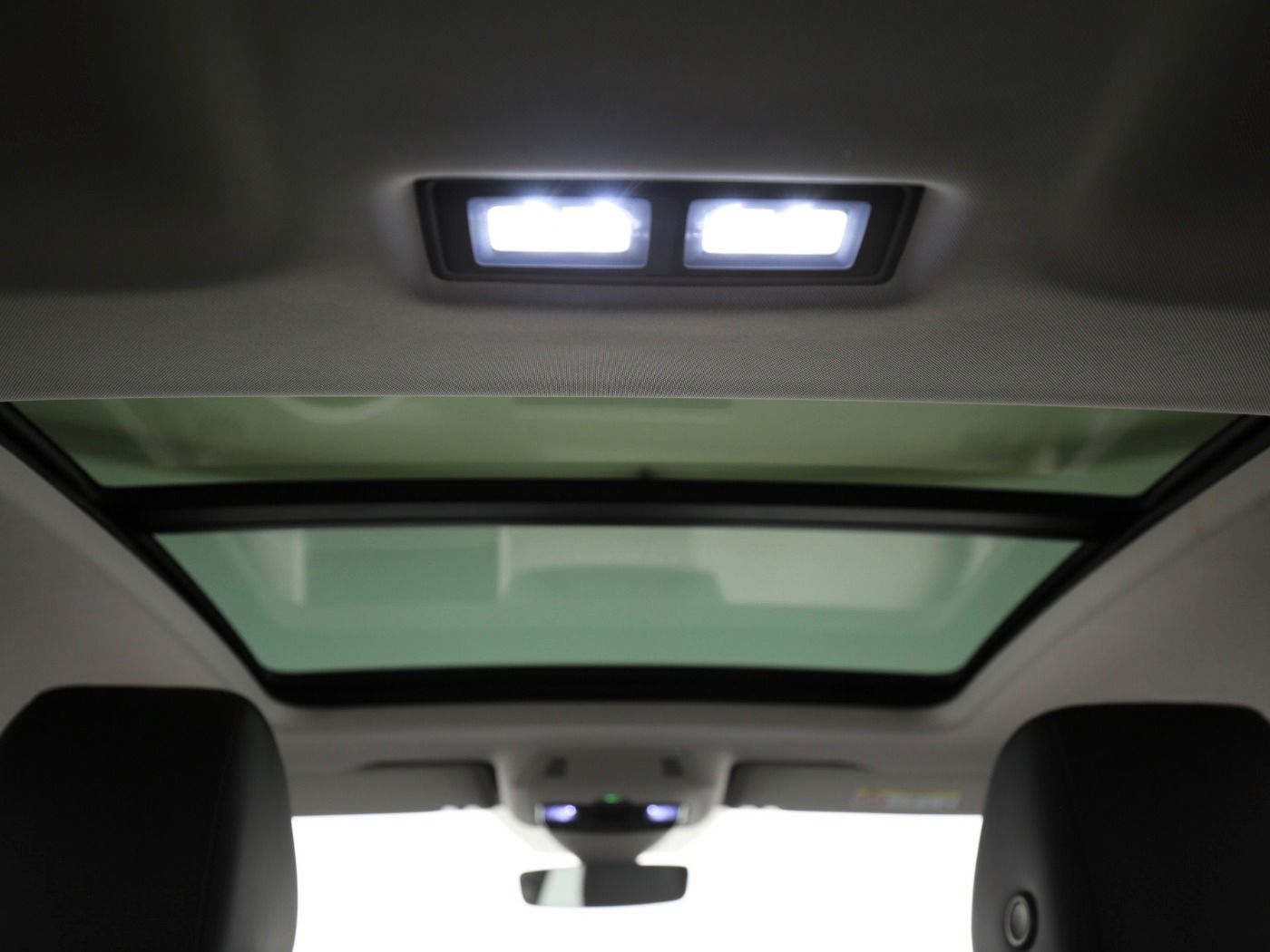 Fahrzeug autohaus mense Fahrzeugabbildung SKODA Enyaq 85 Suite AHK|HUD|Pano|SD|4xSHZG|ACC|MATRIX