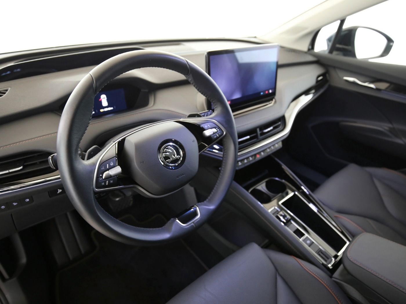 Fahrzeug autohaus mense Fahrzeugabbildung SKODA Enyaq 85 Suite AHK|HUD|Pano|SD|4xSHZG|ACC|MATRIX