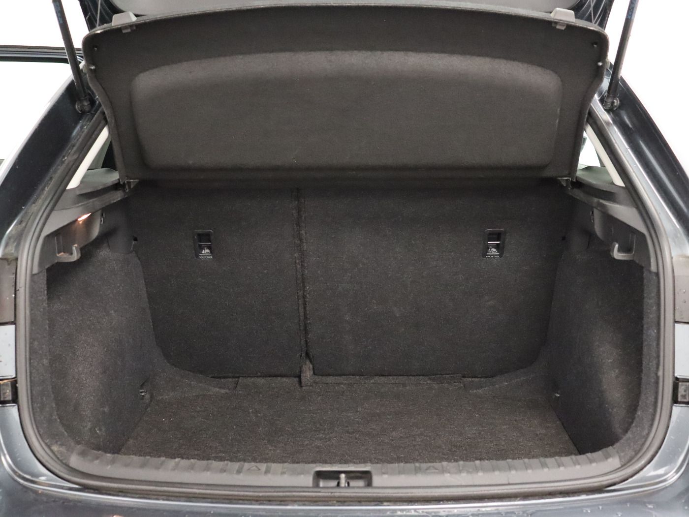 Fahrzeugabbildung SKODA Scala 1.0 TSI Active Cool Plus |W-Paket|PDC|FLA