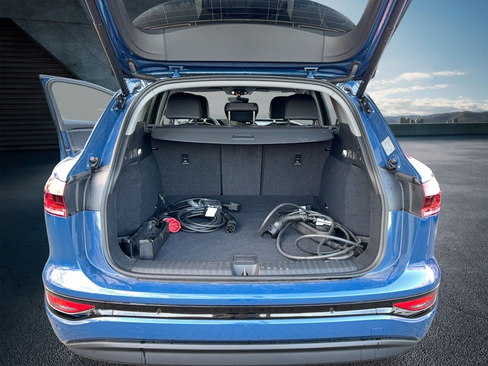 Fahrzeugabbildung Audi Q6 e-tron e-tron 185 kW Pano|Standhzg|4xSHZG|ACC