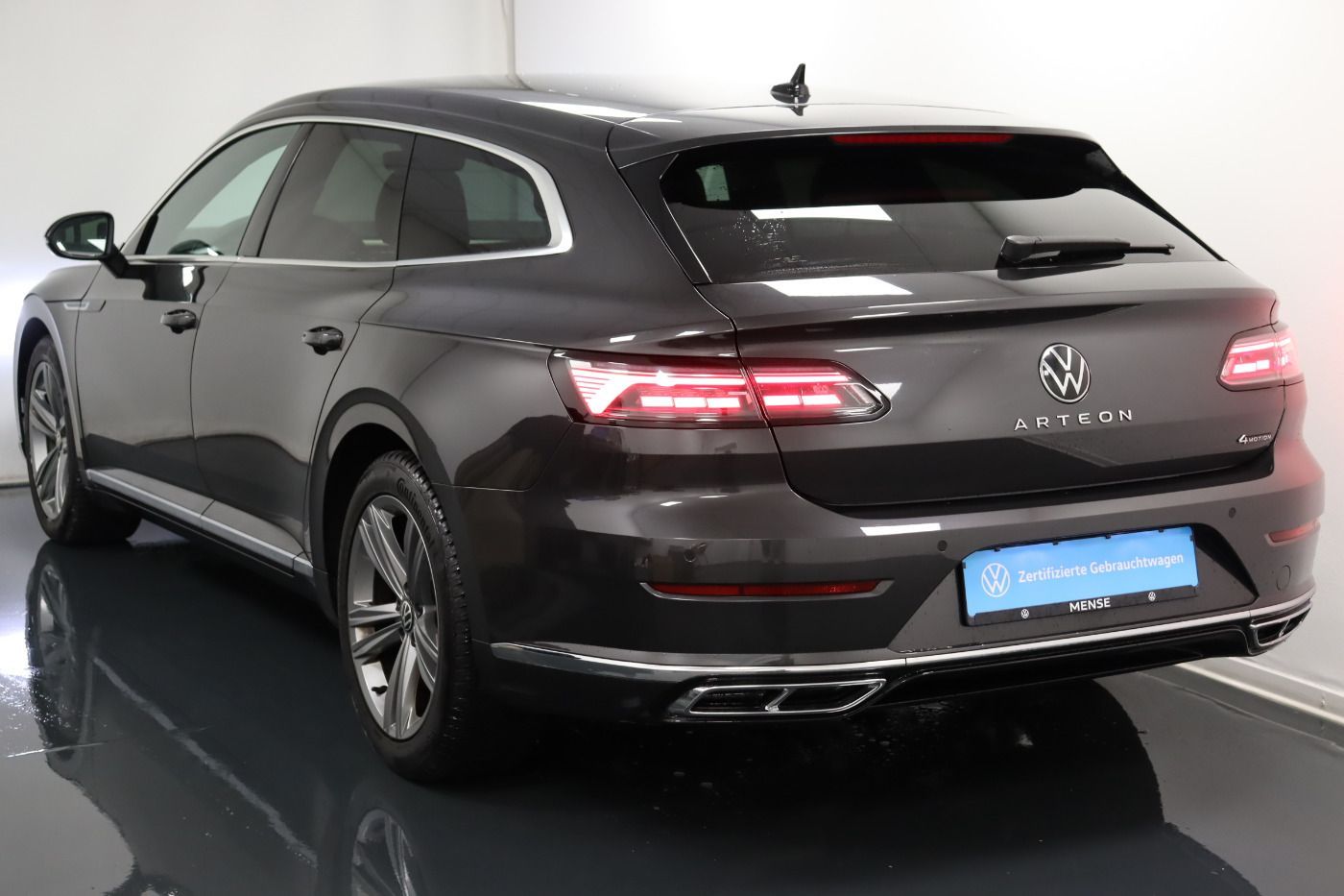 Fahrzeugabbildung Volkswagen Arteon Shooting Brake 2.0 TDI 4Motion DSG R-Line
