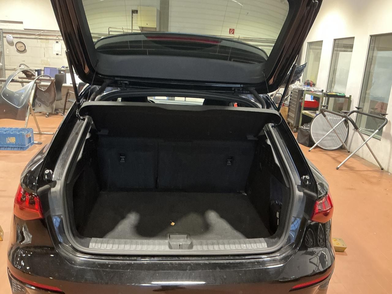 Fahrzeugabbildung Audi A3 Sportback 40 TFSI e S tronic Advanced Matrix