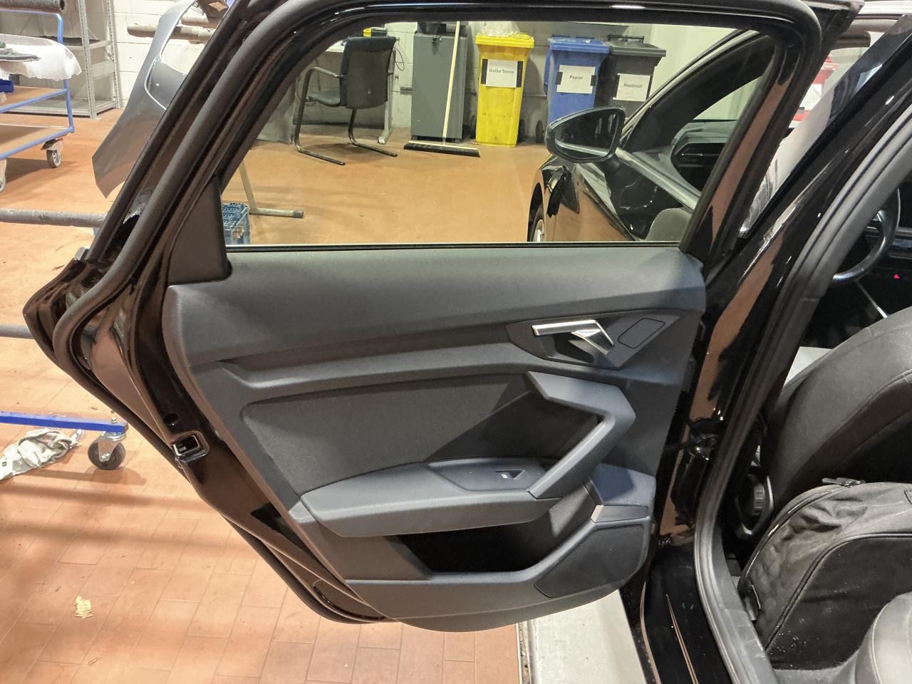 Fahrzeugabbildung Audi A3 Sportback 40 TFSI e S tronic Advanced Matrix