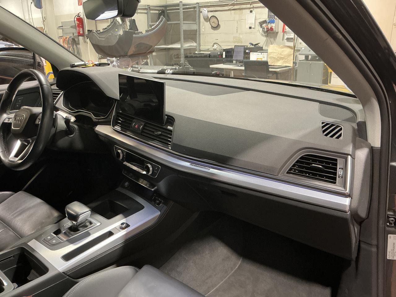 Fahrzeugabbildung Audi Q5 40 TDI quattro S tronic S line Matrix|CarPlay