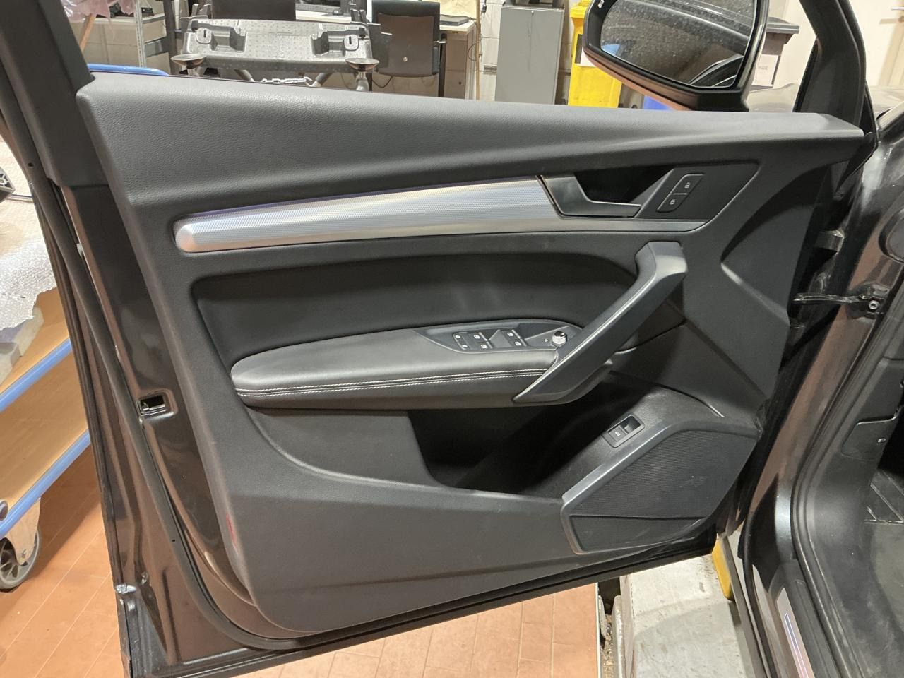 Fahrzeugabbildung Audi Q5 40 TDI quattro S tronic S line Matrix|CarPlay