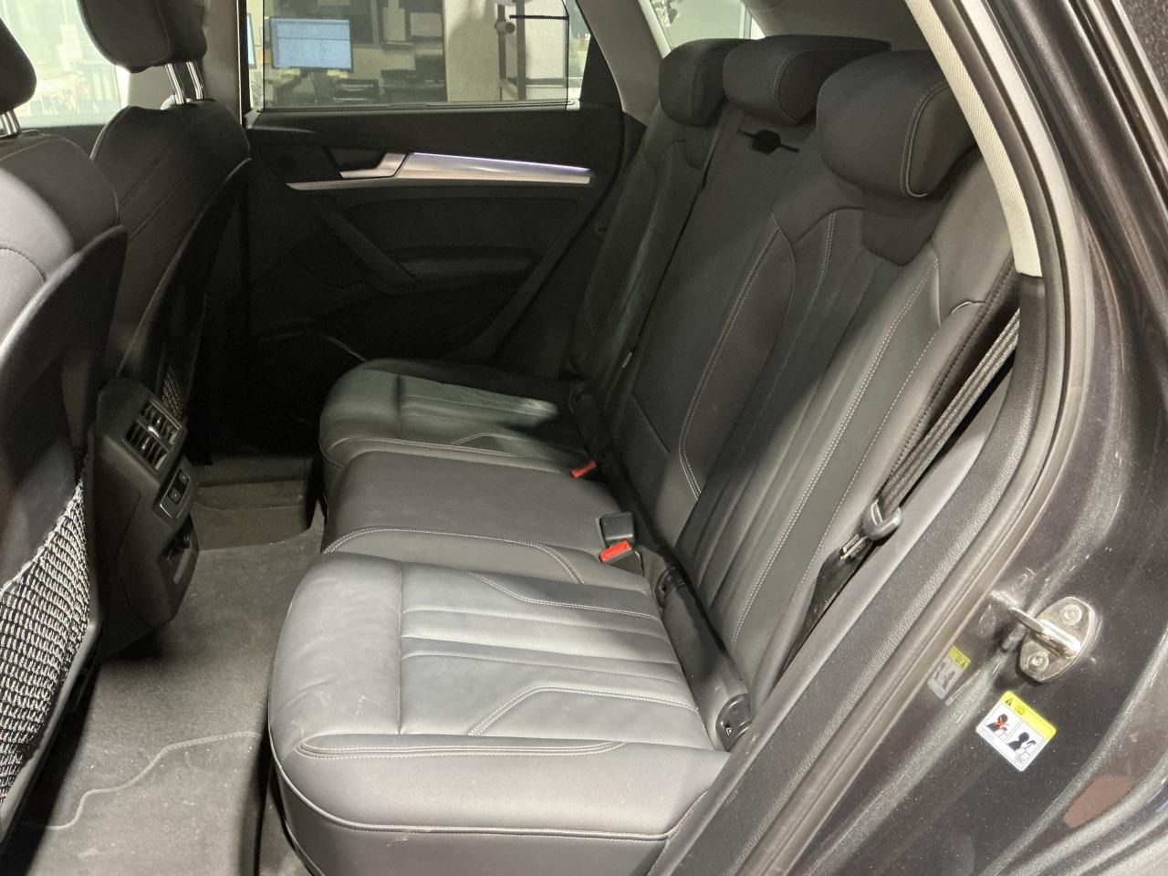 Fahrzeugabbildung Audi Q5 40 TDI quattro S tronic S line Matrix|CarPlay