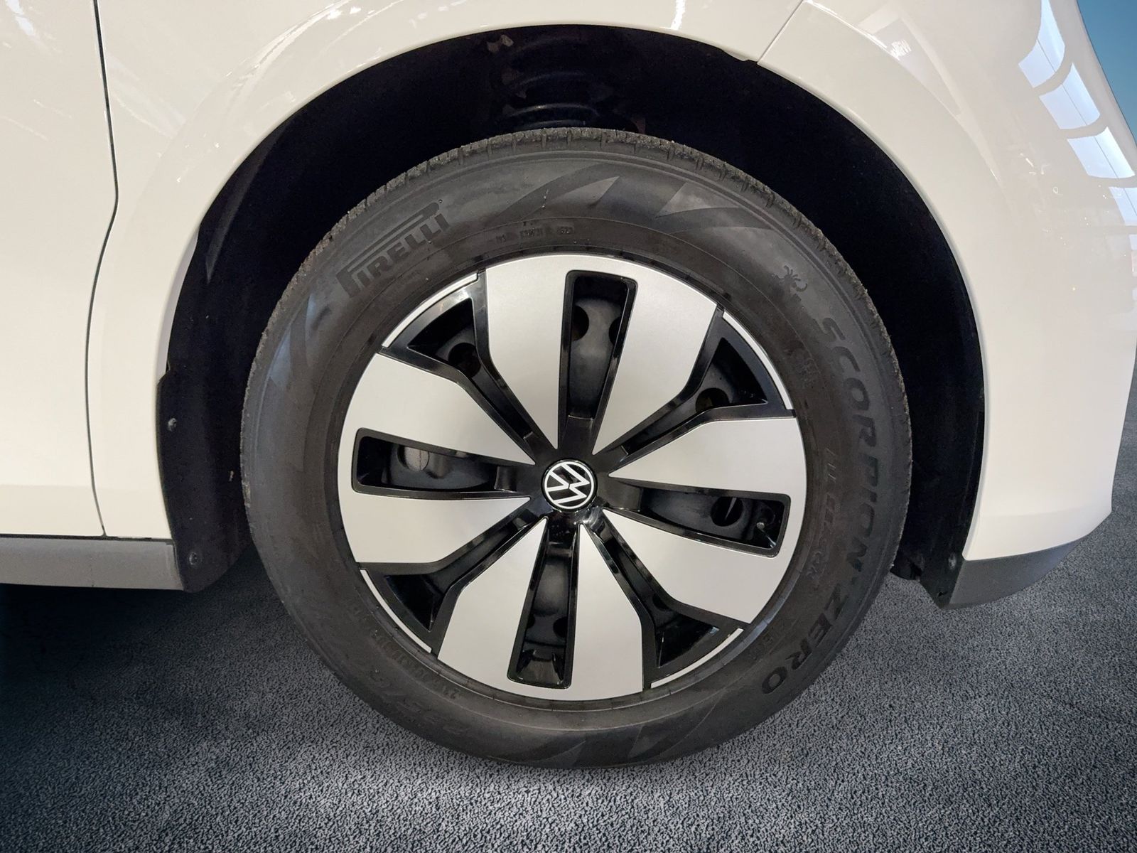 Fahrzeug autohaus mense Fahrzeugabbildung Volkswagen ID.Buzz Cargo W CarPlay|AHK|ACC|LED|Navi|Kamera