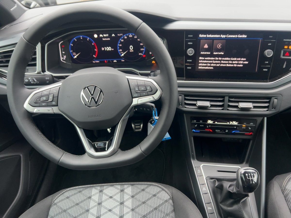 Fahrzeugabbildung Volkswagen Polo 1.0 TSI R-Line Kamera Sport-Paket IQ.Drive