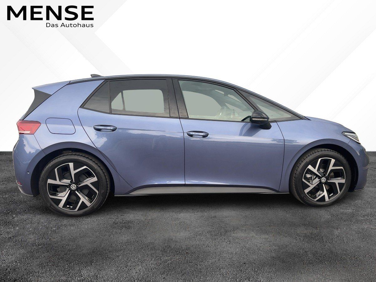 Fahrzeug autohaus mense Fahrzeugabbildung Volkswagen ID.3 Neo Style 58 kWh AHK Pano eSitze 360° Wärme - mit KI generiert/bearbeitet