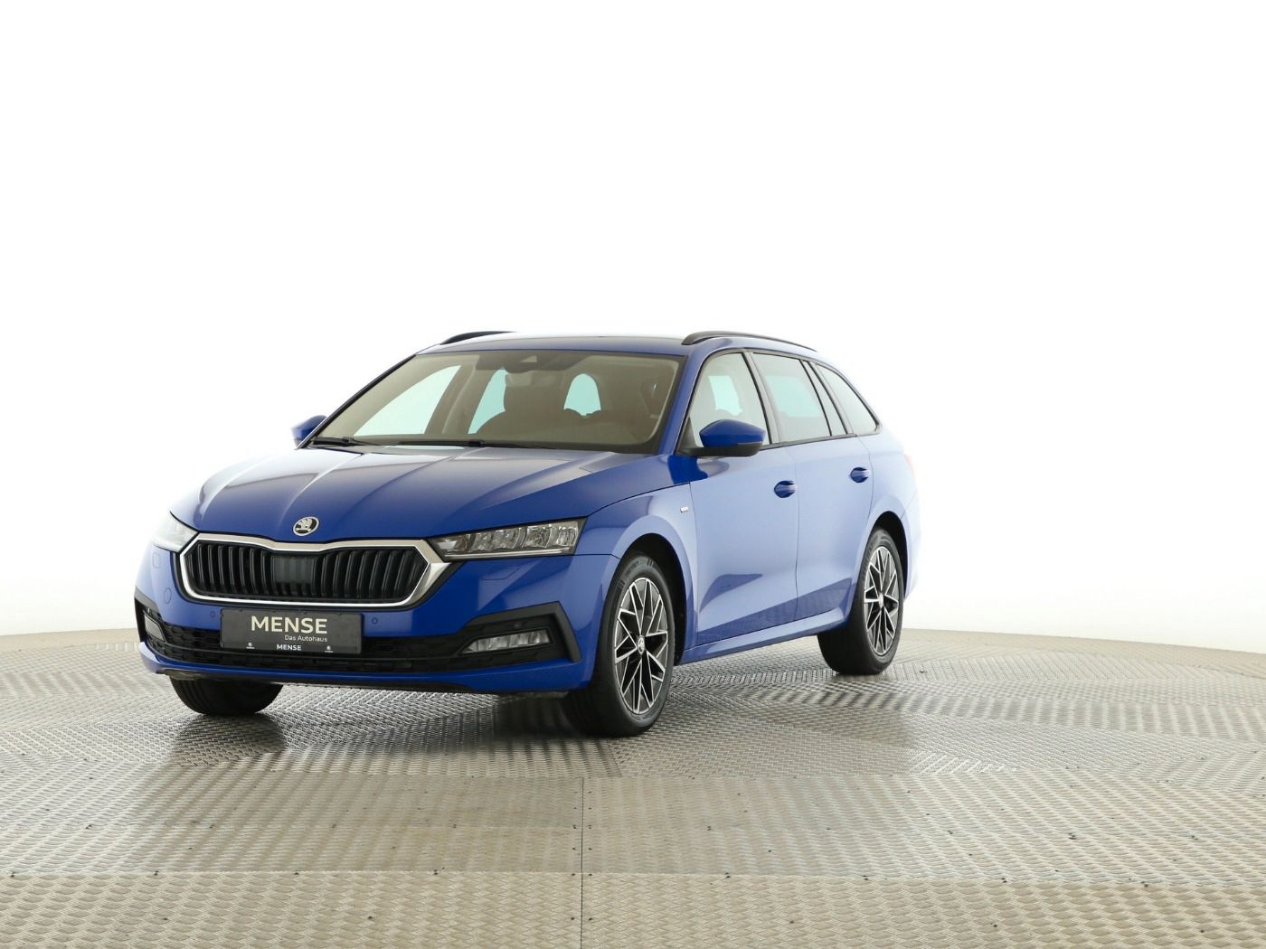 Fahrzeugabbildung SKODA Octavia Combi 2.0 TDI Clever AHK|4xSHZG|ACC|LED