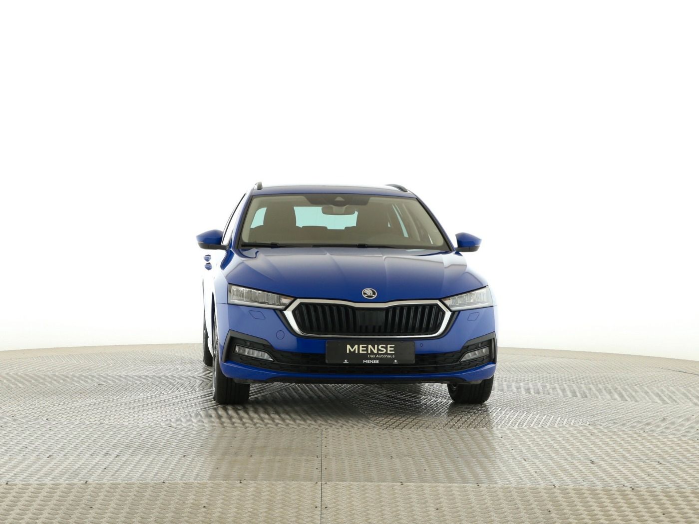 Fahrzeugabbildung SKODA Octavia Combi 2.0 TDI Clever AHK|4xSHZG|ACC|LED