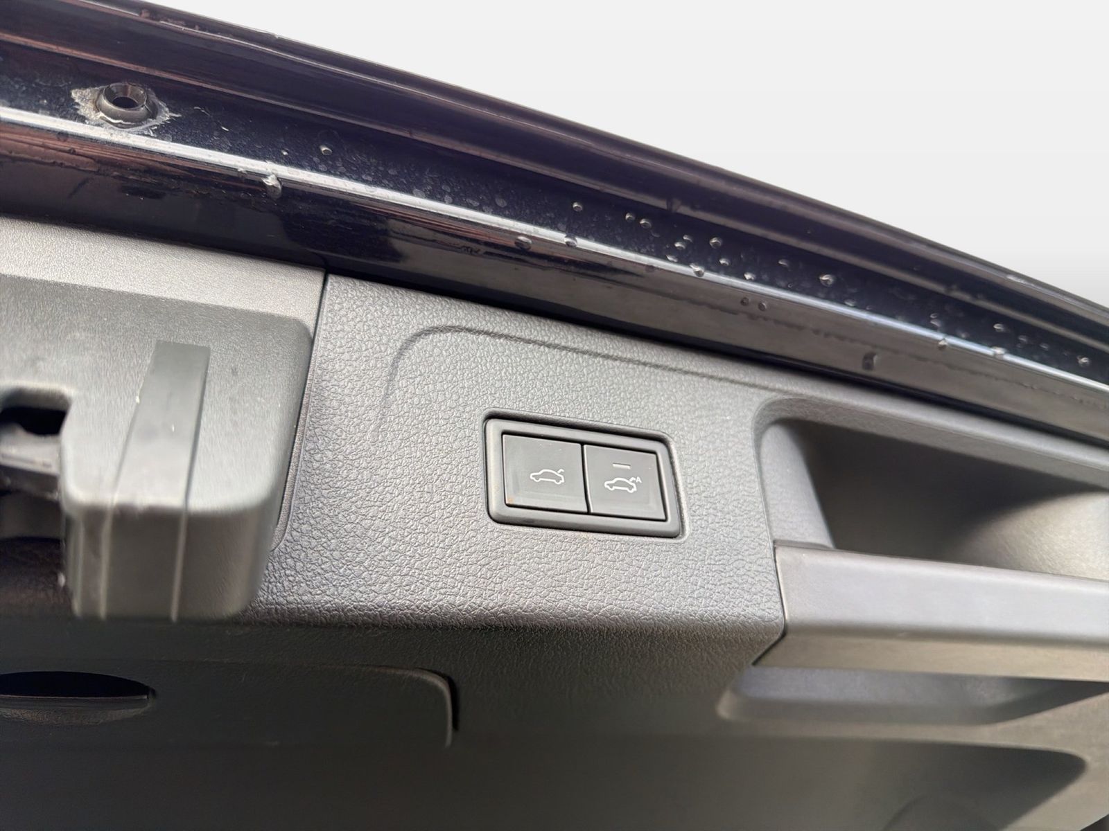 Fahrzeugabbildung Volkswagen Passat Variant 2.0 TDI DSG Business IQ.Light SD - mit KI generiert/bearbeitet