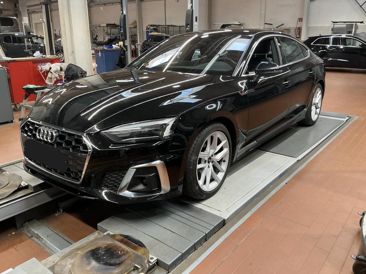 Fahrzeugabbildung Audi A5 Sportback 35 TDI S tronic S line 4xSHZG|Navi