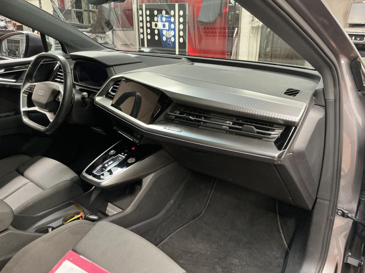 Fahrzeugabbildung Audi Q4 e-tron 40 CarPlay|HUD|Pano|Standhzg|ACC|LED