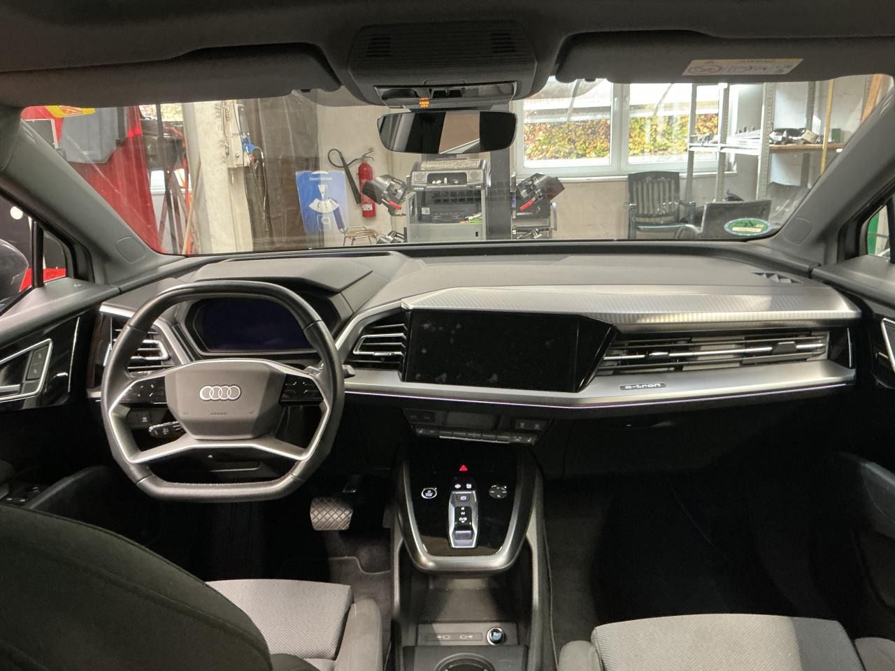 Fahrzeugabbildung Audi Q4 e-tron 40 CarPlay|HUD|Pano|Standhzg|ACC|LED