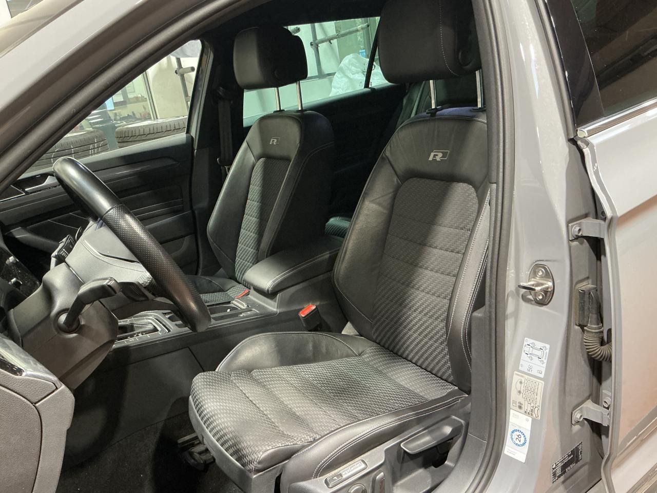 Fahrzeugabbildung Volkswagen Passat Variant 2.0 TDI DSG Business CarPlay|AHK