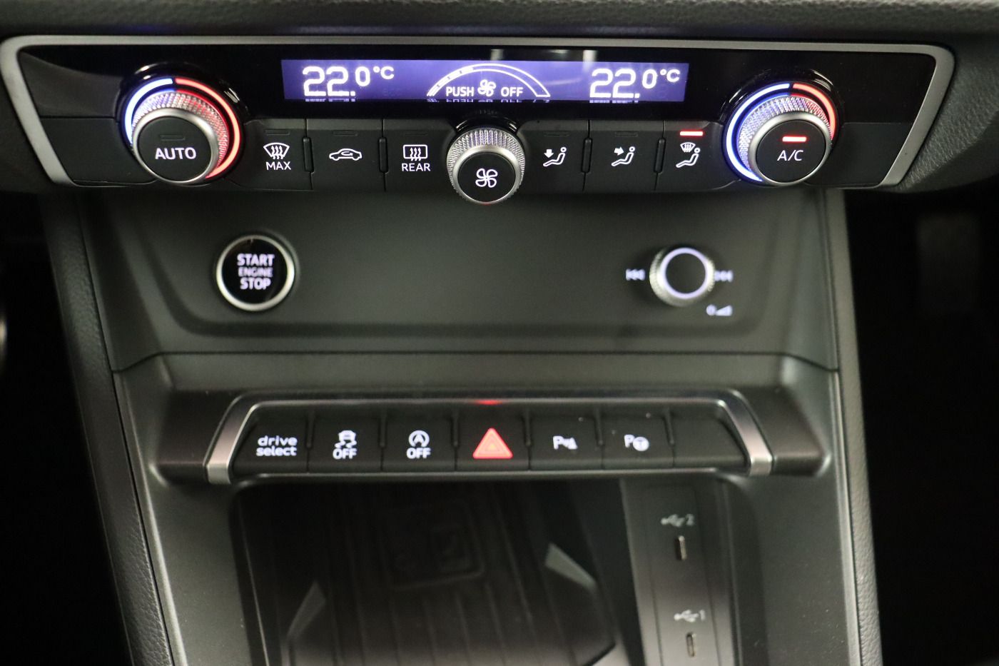 Fahrzeugabbildung Audi Q3 Sportback 35 TDI S line |ACC|STH|LED|SpurH|LM