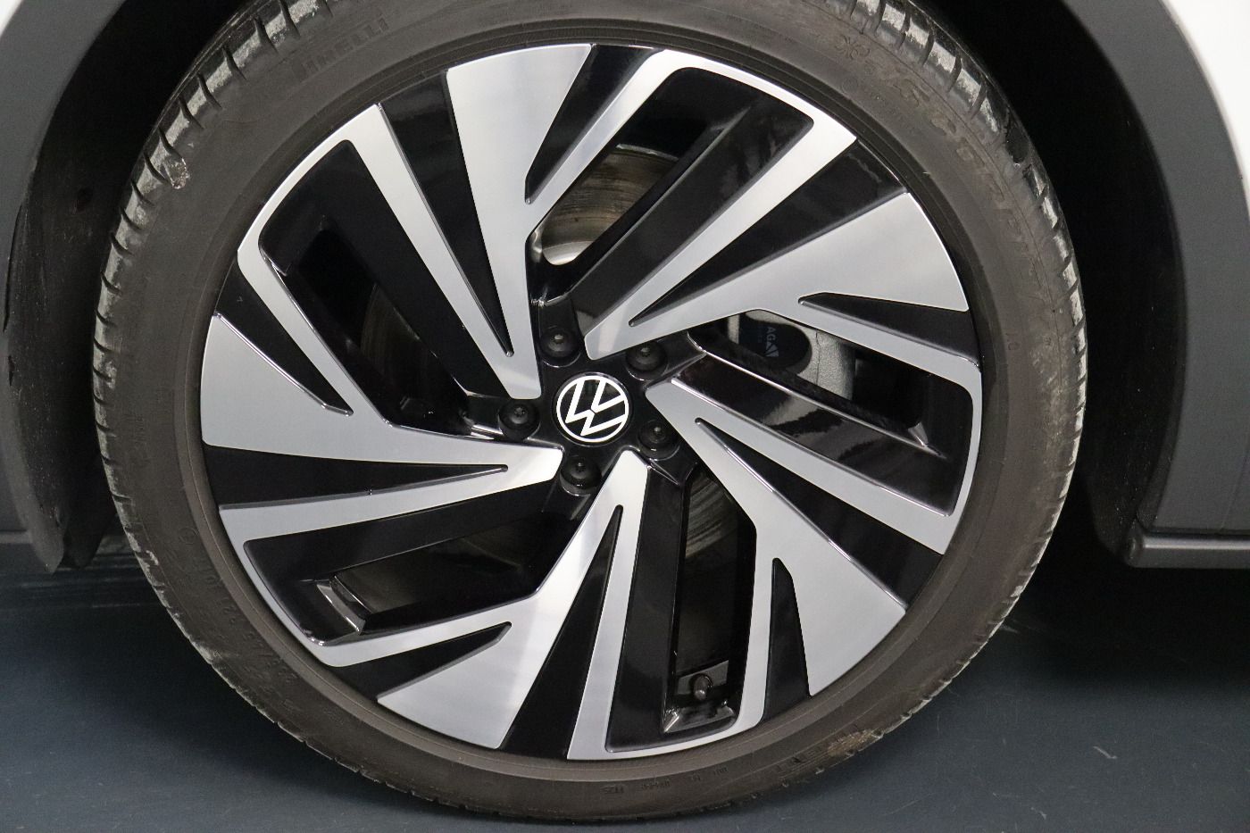 Fahrzeug autohaus mense Fahrzeugabbildung Volkswagen ID.4 Pro IQ.Light|Matrix|CarPlay|h/k|HUD|Pano|SD