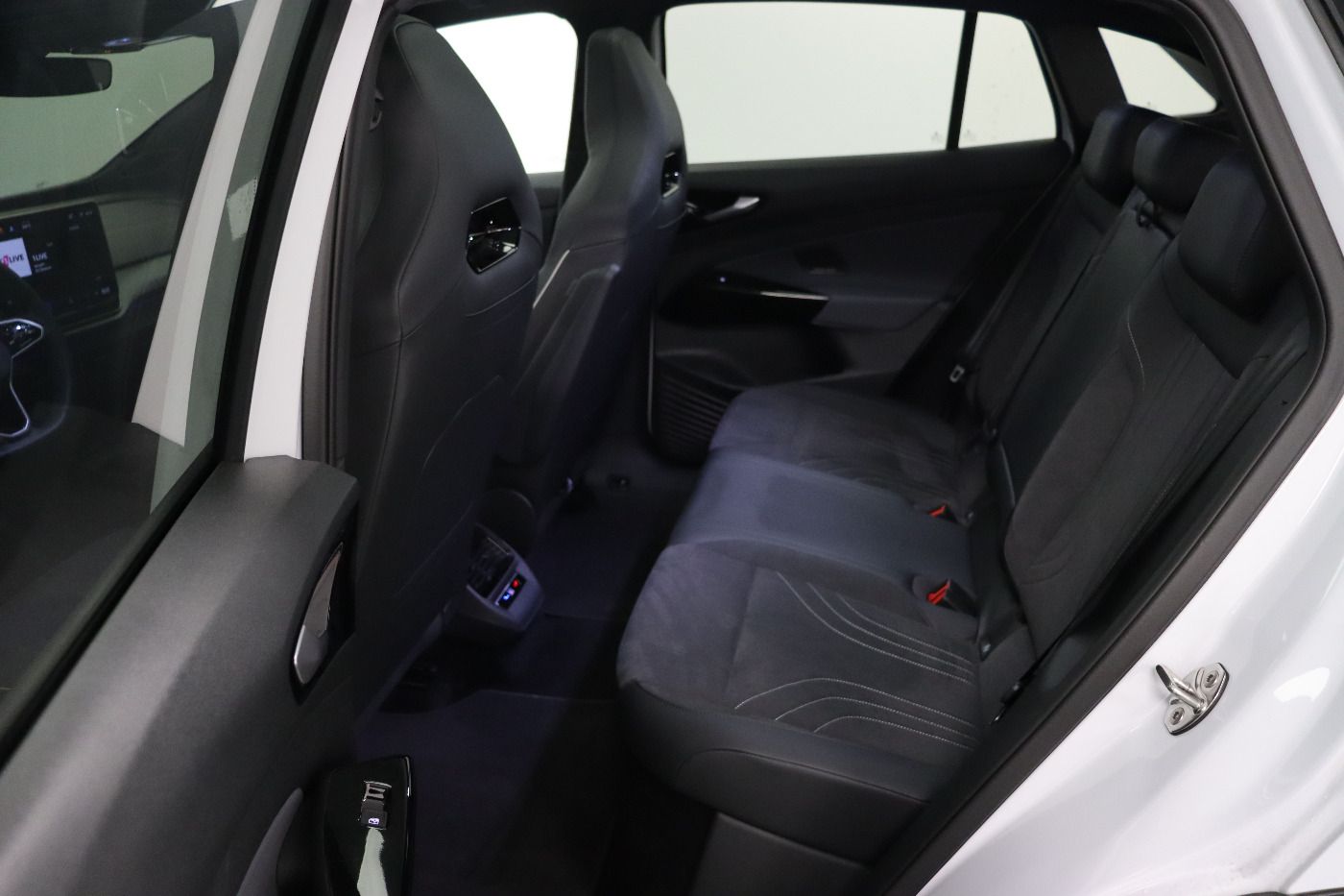 Fahrzeug autohaus mense Fahrzeugabbildung Volkswagen ID.4 Pro IQ.Light|Matrix|CarPlay|h/k|HUD|Pano|SD
