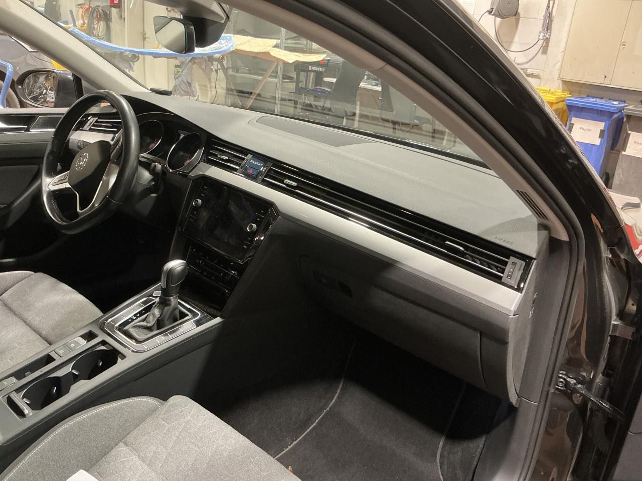 Fahrzeugabbildung Volkswagen Passat Variant Business 2.0 TDI DSG Business AHK