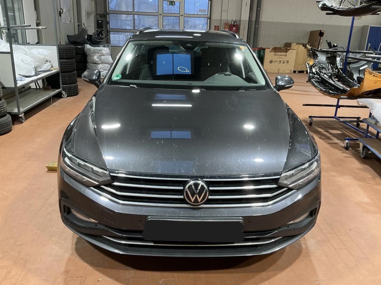 Fahrzeugabbildung Volkswagen Passat Variant Business 2.0 TDI DSG Business AHK