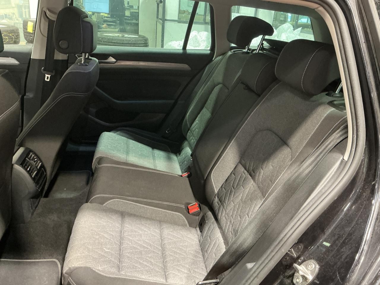 Fahrzeug autohaus mense Fahrzeugabbildung Volkswagen Passat Variant 2.0 TDI DSG Business IQ.Light|h/k