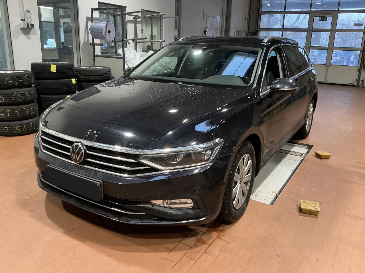 Fahrzeug autohaus mense Fahrzeugabbildung Volkswagen Passat Variant 2.0 TDI DSG Business IQ.Light|h/k