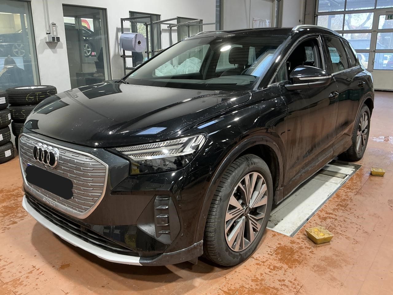 Fahrzeug autohaus mense Fahrzeugabbildung Audi Q4 40 e-tron Matrix|Sonos|HUD|Standhzg|ACC|LED