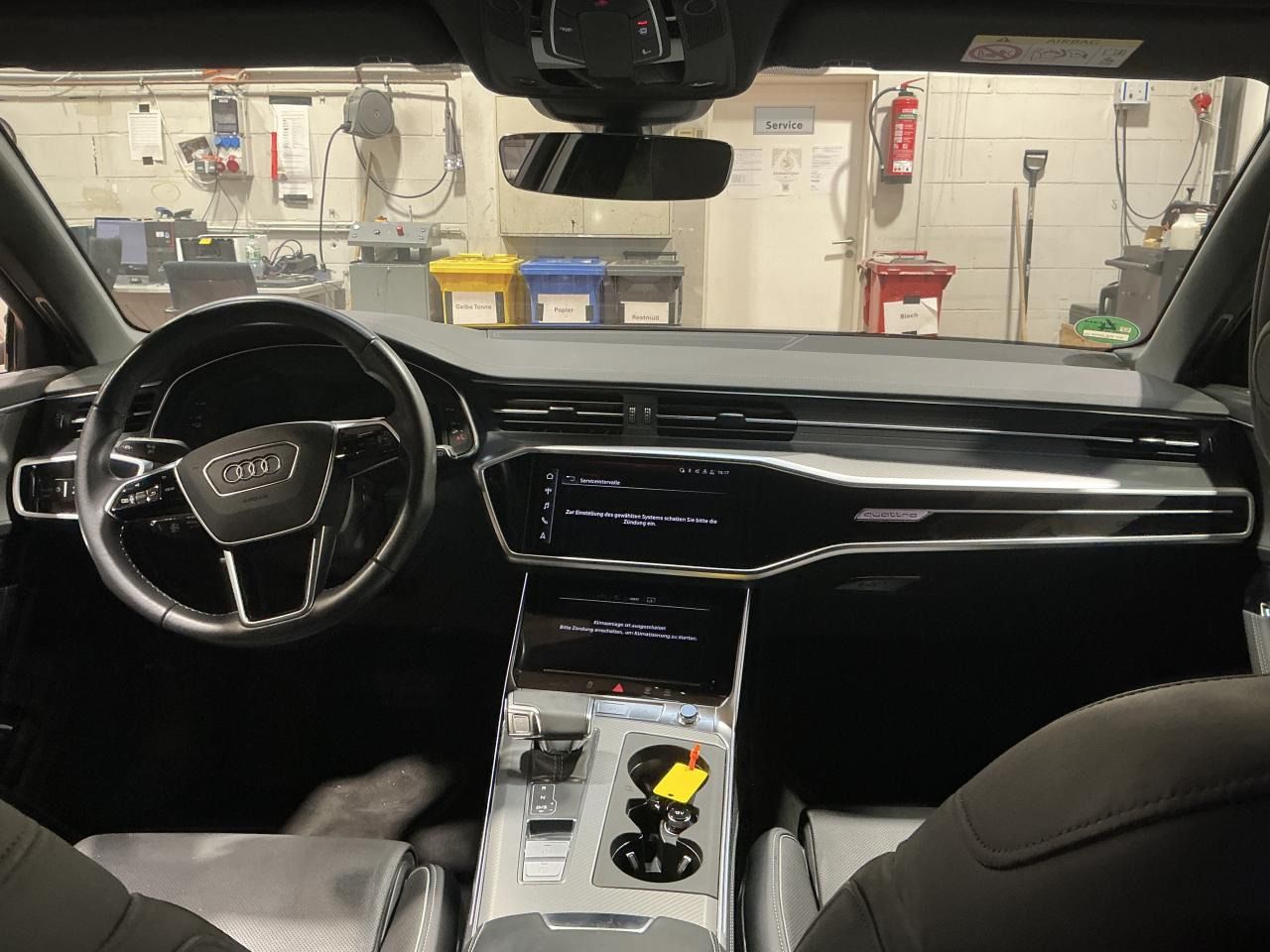 Fahrzeugabbildung Audi A6 Avant 50 TFSI e Design Selection Matrix|AHK