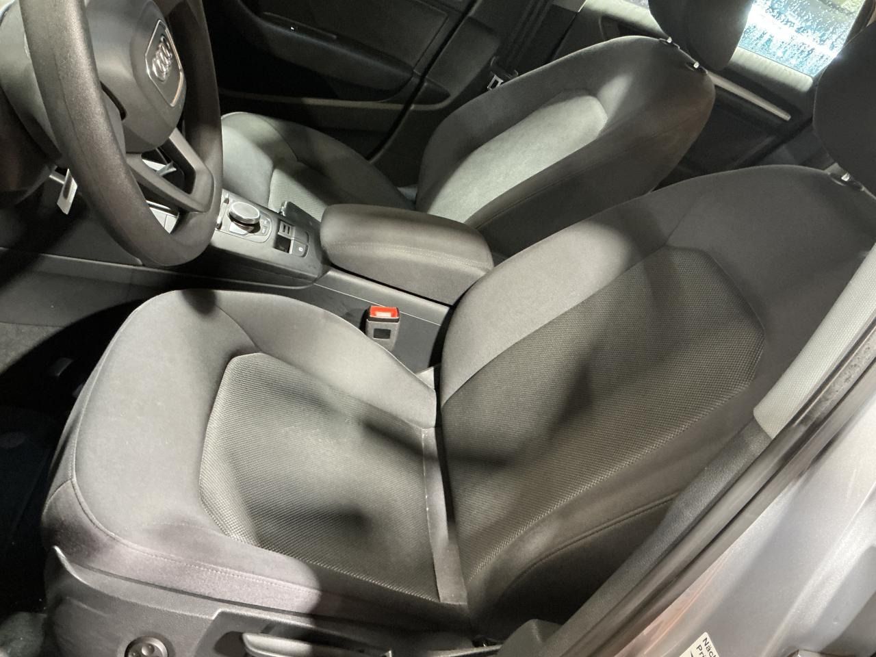 Fahrzeug autohaus mense Fahrzeugabbildung Audi A3 Limousine 30 TDI Navi|Xenon|Akustikglas|PDC