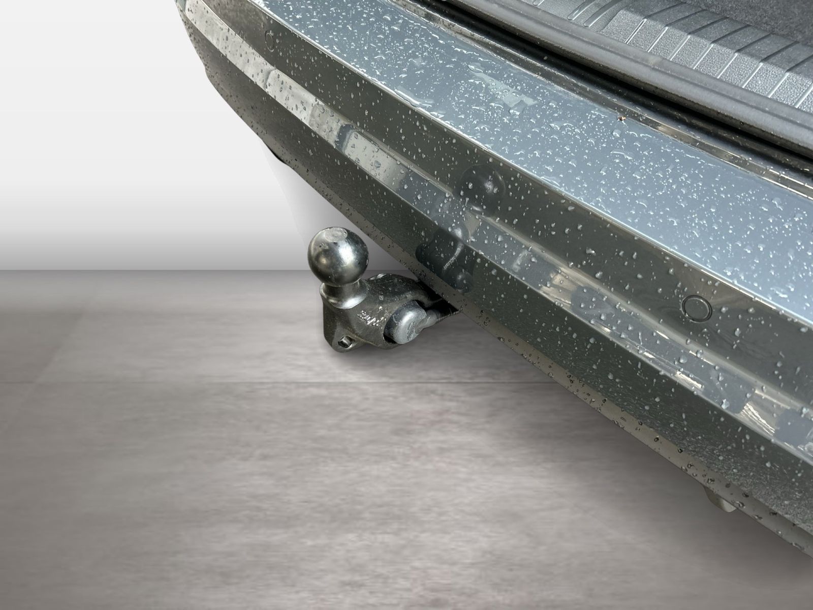 Fahrzeugabbildung Volkswagen Touran 2.0 TDI Highline DSG AHK ACC LM 4xSHZ