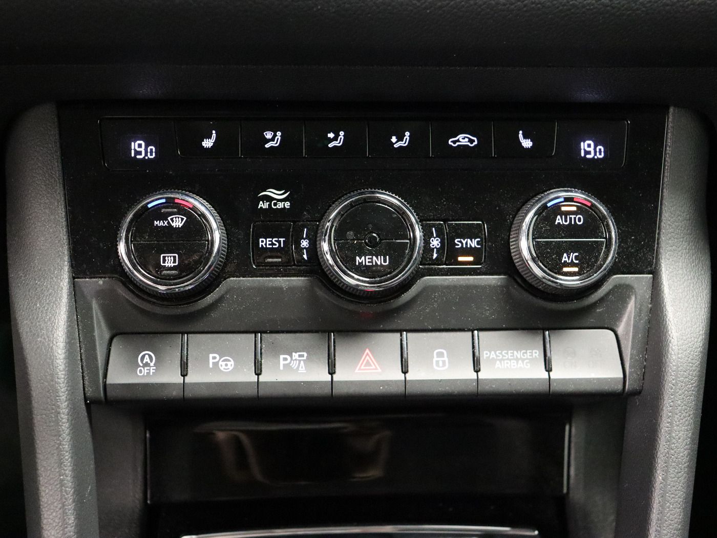 Fahrzeugabbildung SKODA Kodiaq 2.0 TDI Ambition |AHK|4xSHZ|ACC|ParkAss.