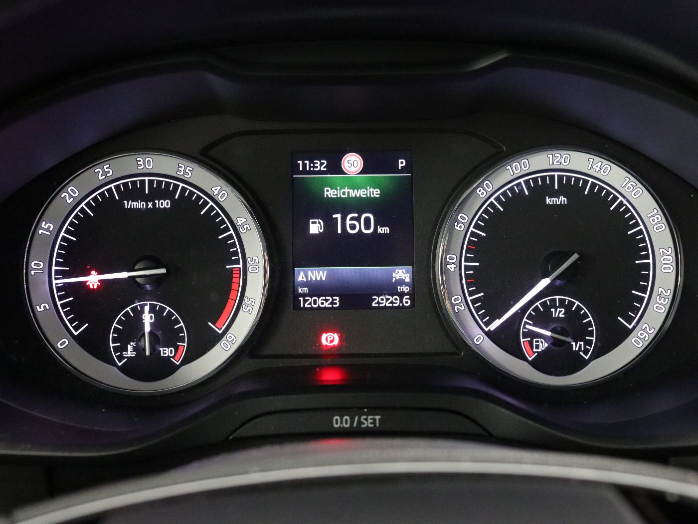 Fahrzeugabbildung SKODA Kodiaq 2.0 TDI Ambition |AHK|4xSHZ|ACC|ParkAss.