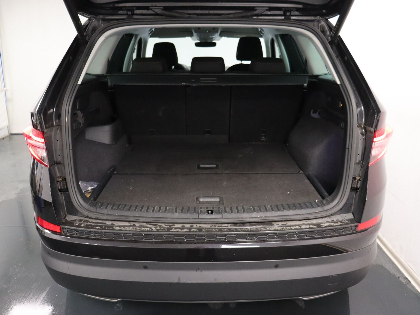 Fahrzeugabbildung SKODA Kodiaq 2.0 TDI Ambition |AHK|4xSHZ|ACC|ParkAss.