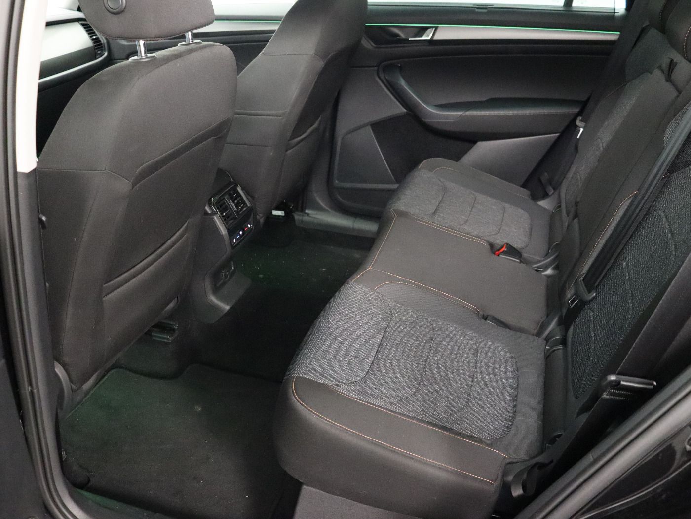 Fahrzeugabbildung SKODA Kodiaq 2.0 TDI Ambition |AHK|4xSHZ|ACC|ParkAss.